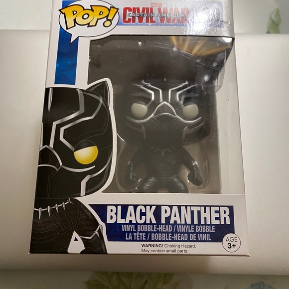 Black Panther Funko Pop Vinyl Figure - Picture 1 of 3